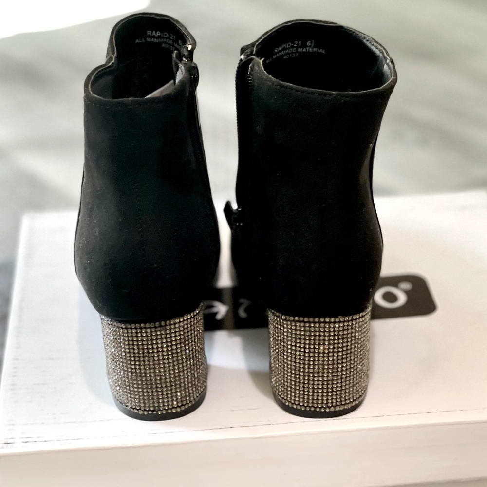 New in box- A Sparkle in your step black Rhinestone Ankle Booties - Picture 2 of 6